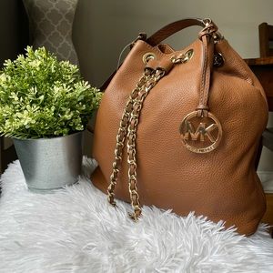 Michael Kors Frankie Large Drawstring Bag
